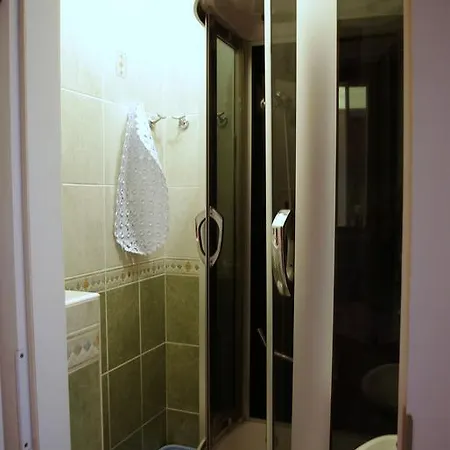 Apartment Anic - Dubrovnik City Apartments - Beachfront & Old Town View *