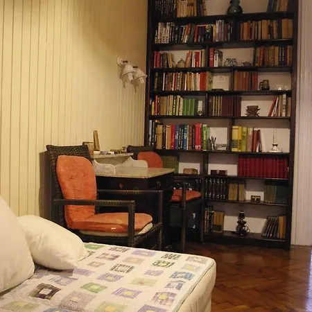 Anic Beachside Escape Apartment *